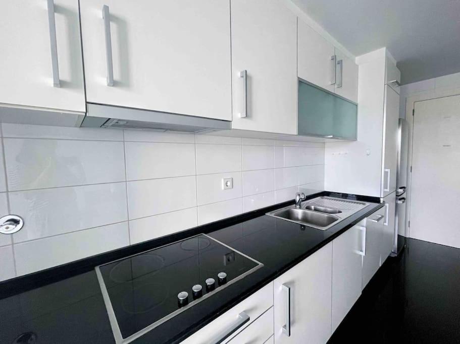 Airport Expo Apartment Лісабон Екстер'єр фото
